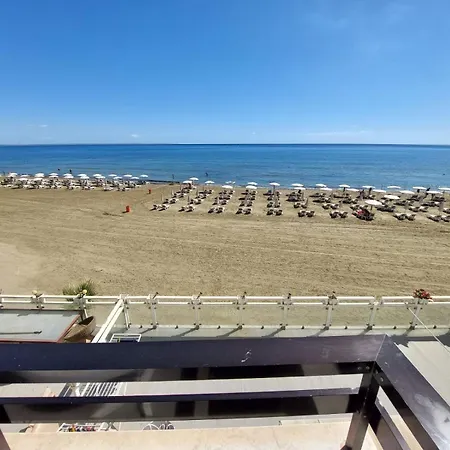 شقة Just On The Makenzy *